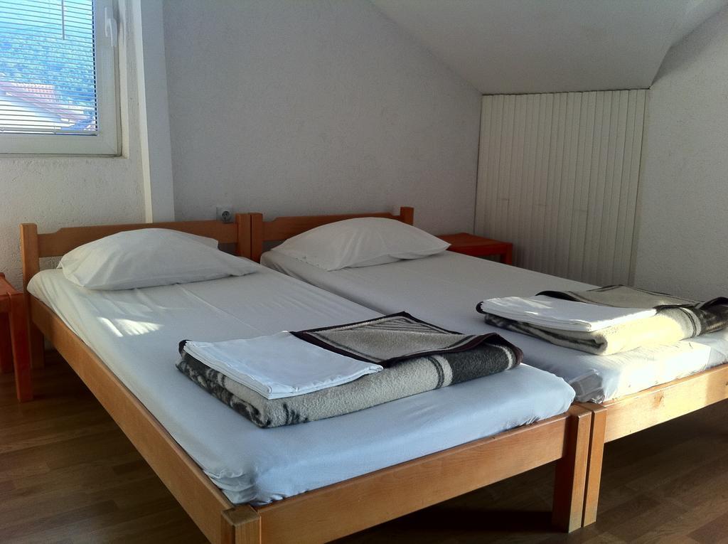 Guest House Lokoski Pestani Room photo